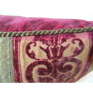 Pair of Pillows of Italian 18th Century Crimson Cut Silk Velvet
